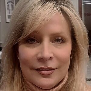 Meet your Posher, Teri